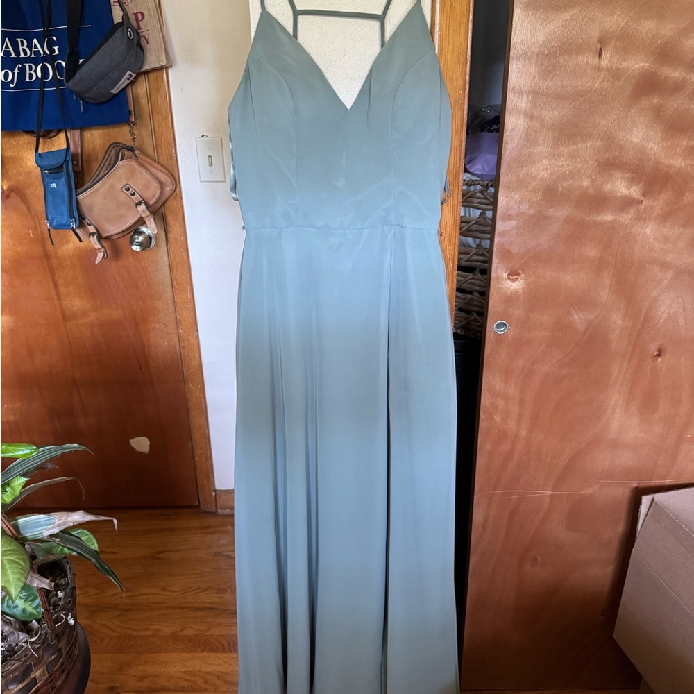 Kennedy Blue Elizabeth Moss size 6